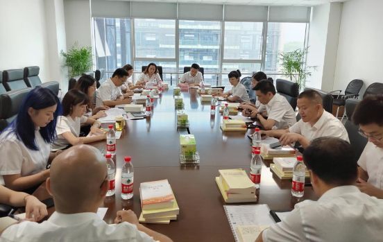 林關春參加產(chǎn)業(yè)投資黨支部黨史學習教育專題組織生活會